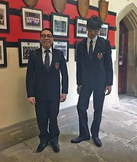 重返校园捉鬼记：《嘩鬼上學去 农夫篇》爆笑来袭！致敬经典港式喜剧，谁说鬼片不能有田园牧歌？